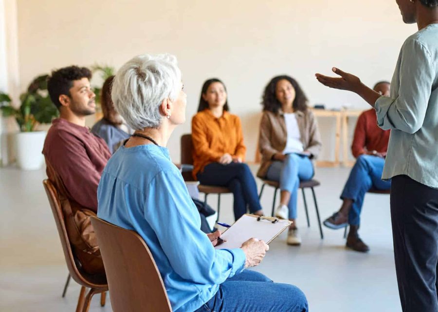 Firefly_A natural-light, photorealistic image of a one-to-one practitioner training session. 476268